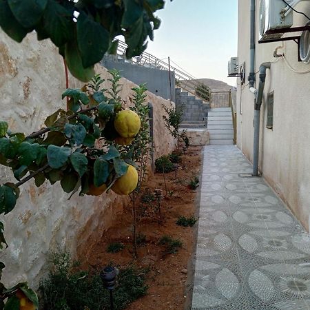 Petra Inn House Wadi Musa Bagian luar foto